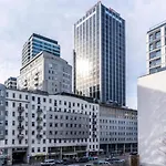 Urban Chic - Mennica - Luxury One Bedroom *
