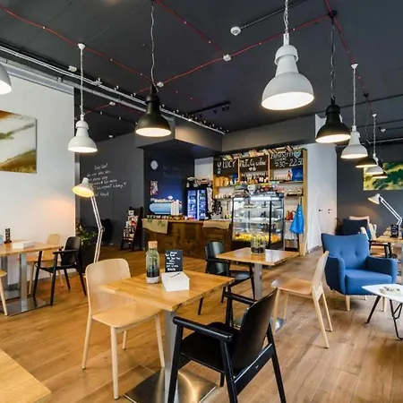 Urban Chic - Mennica - Luxury One Bedroom Apartment Warsaw