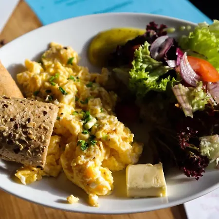 Urban Chic - Mennica - Luxury One Bedroom Warsaw