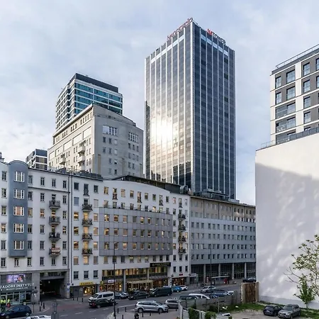 Urban Chic - Mennica - Luxury One Bedroom *