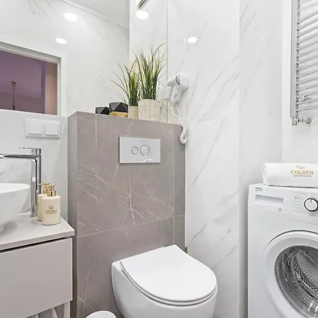 Urban Chic - Mennica - Luxury One Bedroom * وارسو