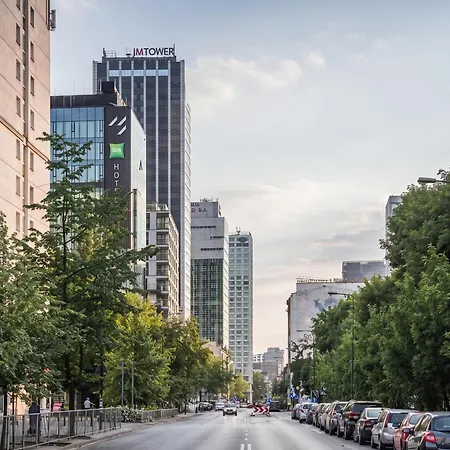 Urban Chic - Mennica - Luxury One Bedroom شقة *