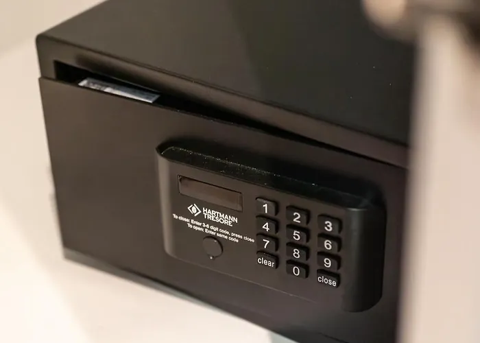 Urban Chic - Mennica - Luxury One Bedroom * ורשה