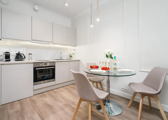 Apartment Urban Chic - Mennica - Luxury One Bedroom Warschau